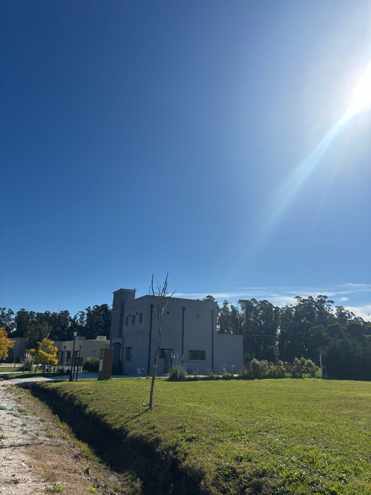 fcd67f3a-9244-4d9d-b756-42c74c337378