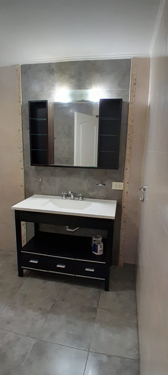 d442f159-e8e0-4cad-b433-2b64a63e71b2