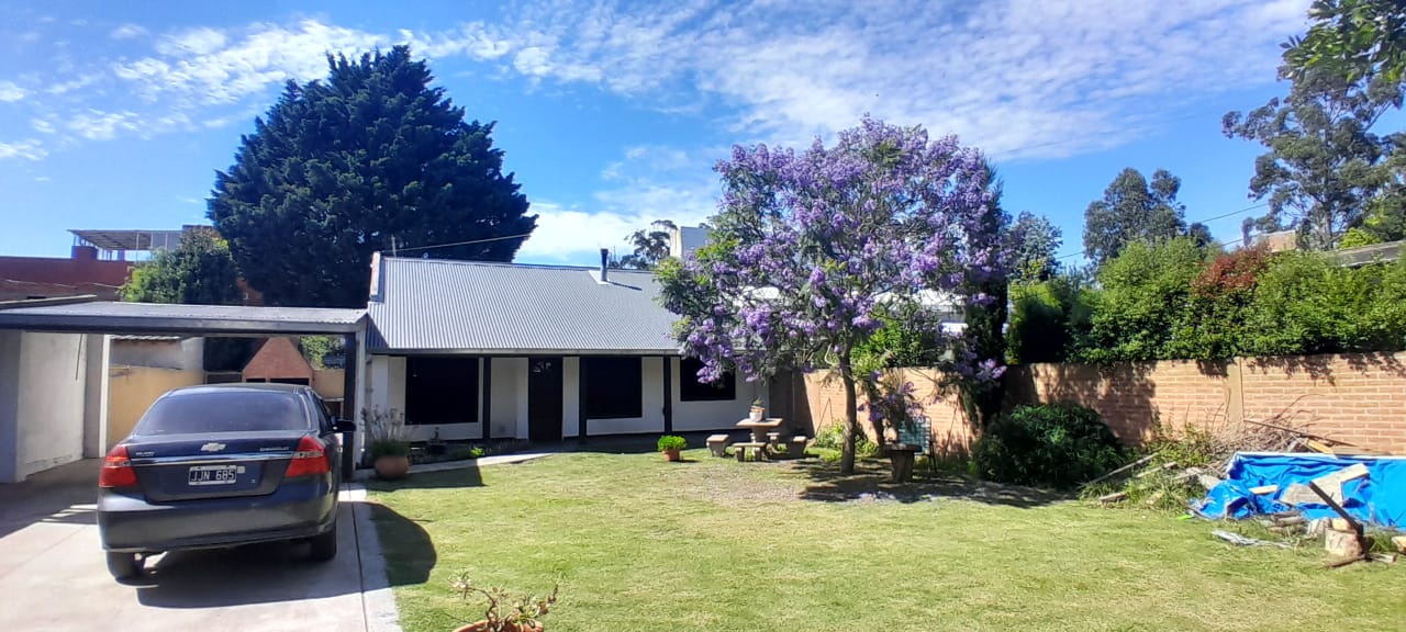 e0977f83-7c5c-4090-9474-f68b7dea1c7d