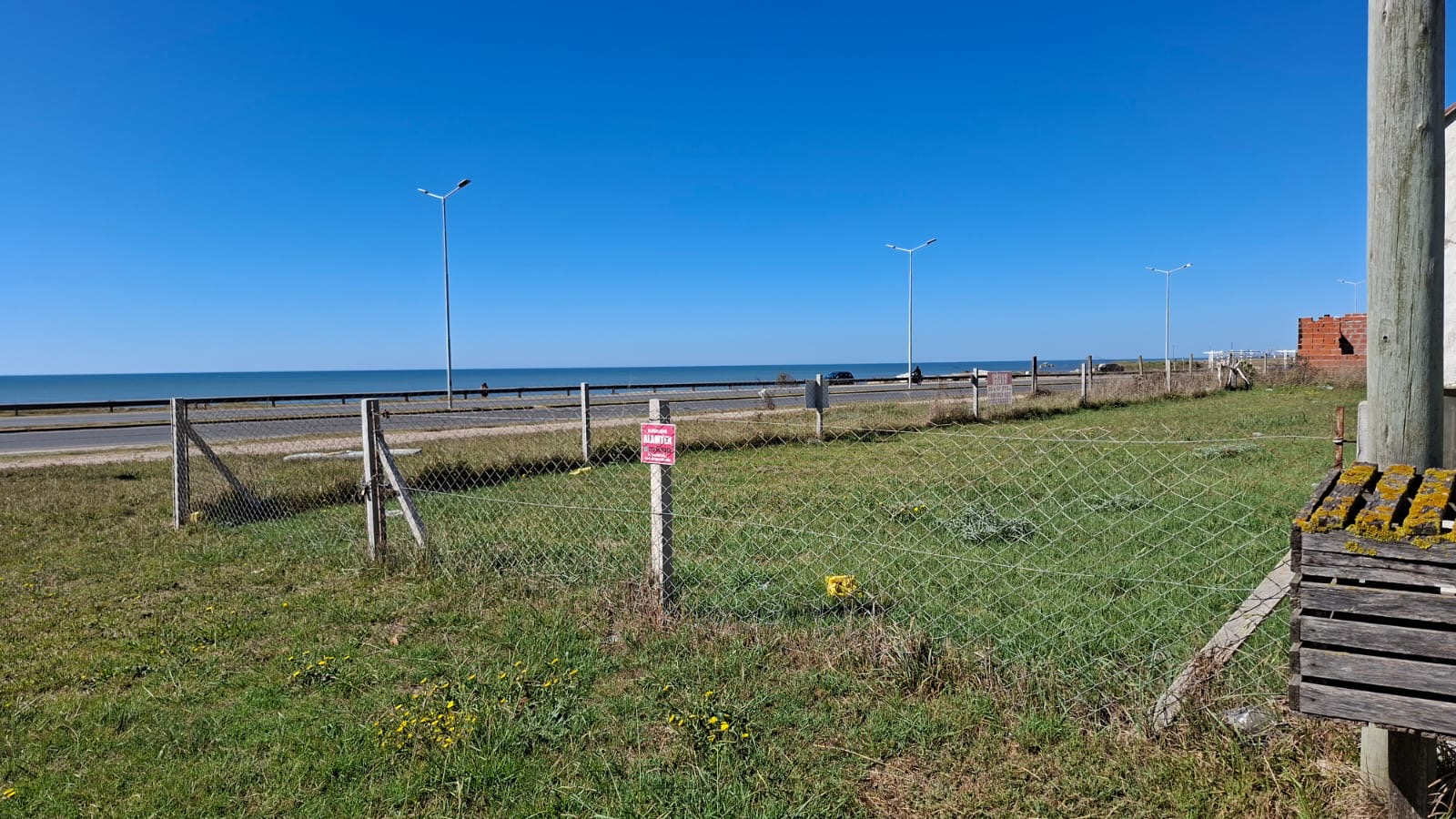 6C3A5275-0665-4F12-86A3-264E5A5BB200