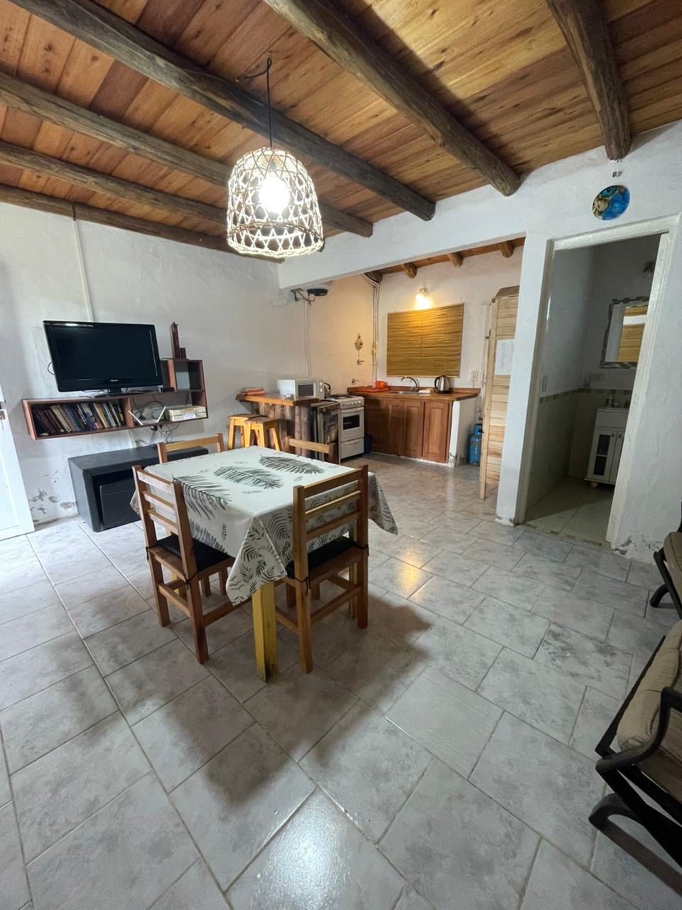 74adb161-35d3-4e23-81b1-e86a859443e3