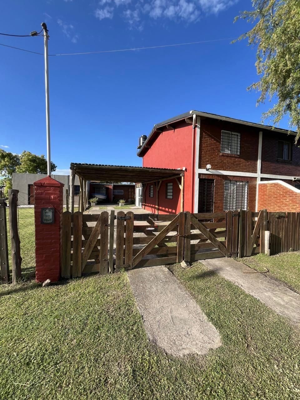 e5c9365a-d46c-4aa5-b94c-2e1aa5d90fe4